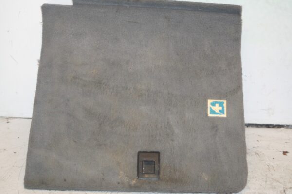 2000 MERCEDES C CLASS W202. BOOT FAIRING COVER FIRST AID TRIM A2026900164