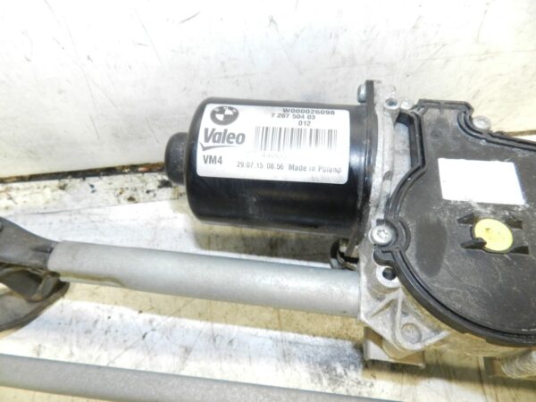 2014 BMW 1 SERIES F21 118D. FRONT WIPER MOTOR AND LINKAGE 7267504 - Image 4