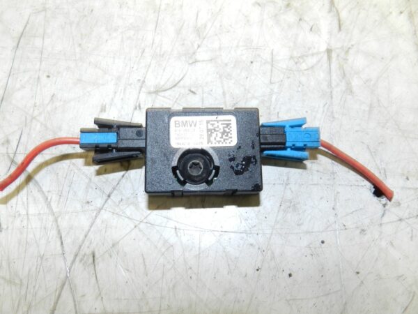 2014 BMW 1 SERIES F21 118D. 9181453 ANTENNA TRAP CIRCUIT AMPLIFIER