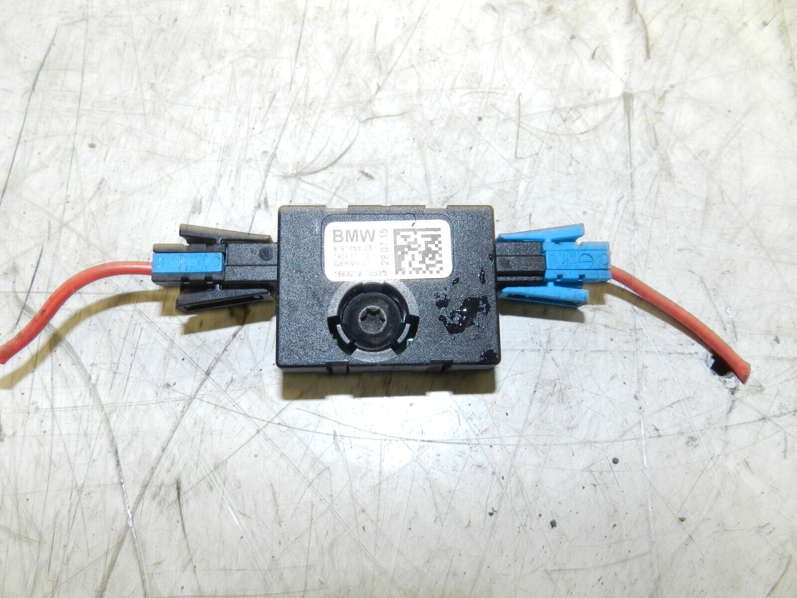 2014 BMW 1 SERIES F21 118D. 9181453 ANTENNA TRAP CIRCUIT AMPLIFIER