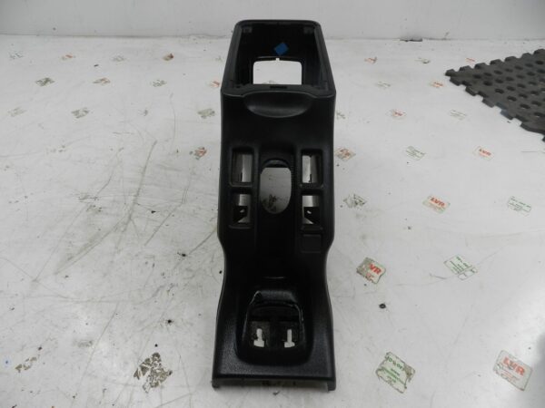2006 LAND ROVER FREELANDER 1 FACELIFT TD4 L314. CENTRE CONSOLE HANDBRAKE TRIM