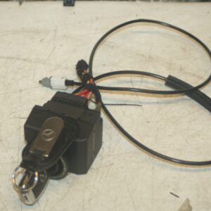 2005 MERCEDES S CLASS W220. IGNITION BARREL AND KEY