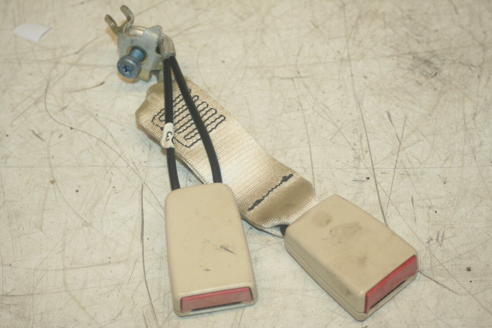 2005 MERCEDES S CLASS W220. REAR SEATBELT BUCKLES CLIPS