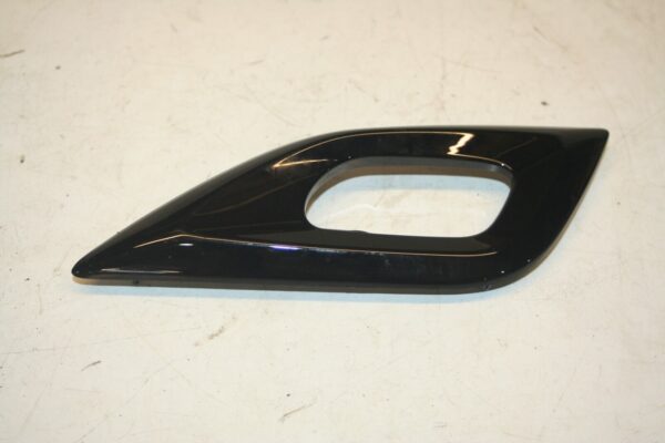 2010 CITROEN DS3. BLACK DOOR HANDLE TRIM SURROUND PASSENGER SIDE