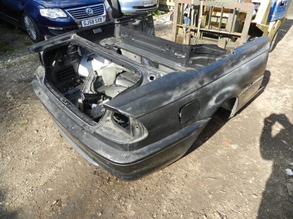 143. 2003 BMW 318Ci E46 CONVERTIBLE. REAR END CUT QUARTER PANELS, PAINT BAD - Image 12