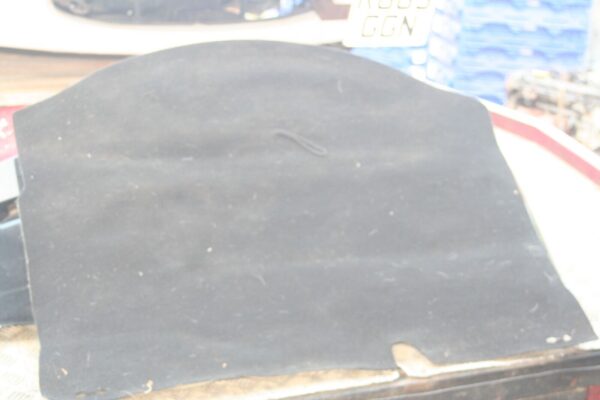 2010 CITROEN DS3. BOOT CARPET