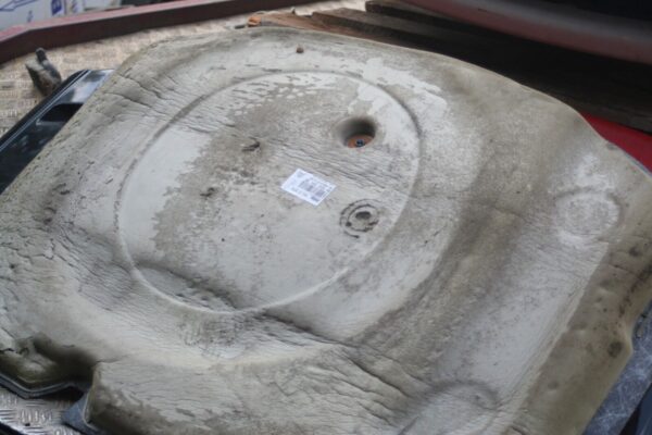 2010 CITROEN DS3. BOOT CARPET - Image 5