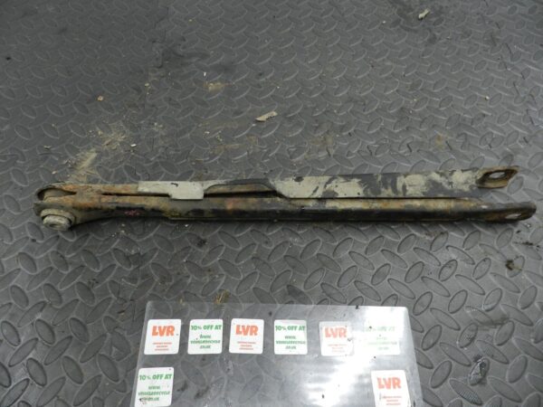 143. 2003 BMW 318Ci E46 CONVERTIBLE. DRIVER SIDE SUSPENSION ARM - Image 3