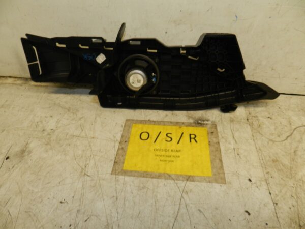 2014 BMW 1 SERIES F21 118D. REAR SIDE PANEL SPEAKER DRIVER SIDE PARCEL SHELF - Image 2