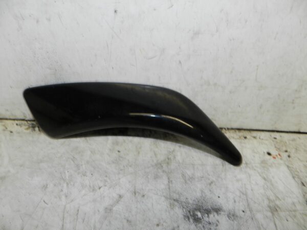 2014 BMW 1 SERIES F21 118D. PASSENGER DOOR HANDLE TRIM IN BLACK CARD