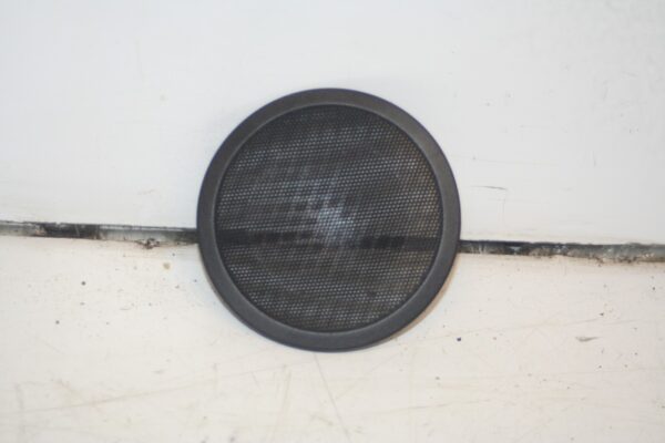 (95) 2010 BMW 1 SERIES E82. SPEAKER GRILLE