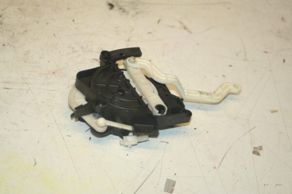 (95) 2010 BMW 1 SERIES E82. HEATER CONTROL FLAP ACTUATOR GUIDE - Image 3