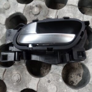 Citroen DS3 2015/16 1.2T Passenger Side N/S/F Door Handle 9683446177