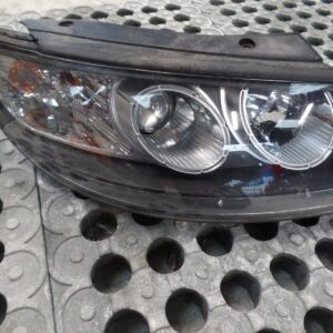 2010 MK2 Hyundai Santa Fe - Genuine Drivers Side O/S/F Headlight