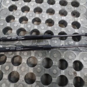 2010 MK2 Hyundai Santa Fe - Genuine Boot / Tailgate Gas Struts 81770-2b001