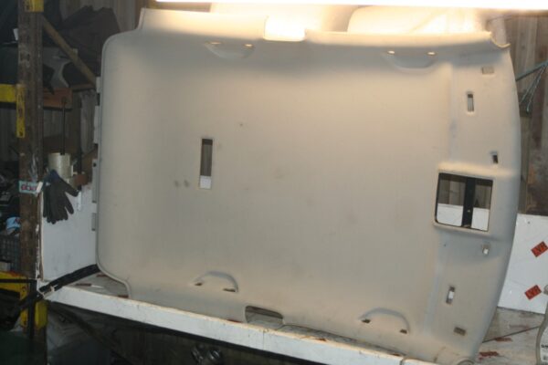 2013 VOLKSWAGEN POLO MK5 6R 1.2 DIESEL. ROOF LINING 3 DOOR. NOT FOR 5 DOOR! - Image 2