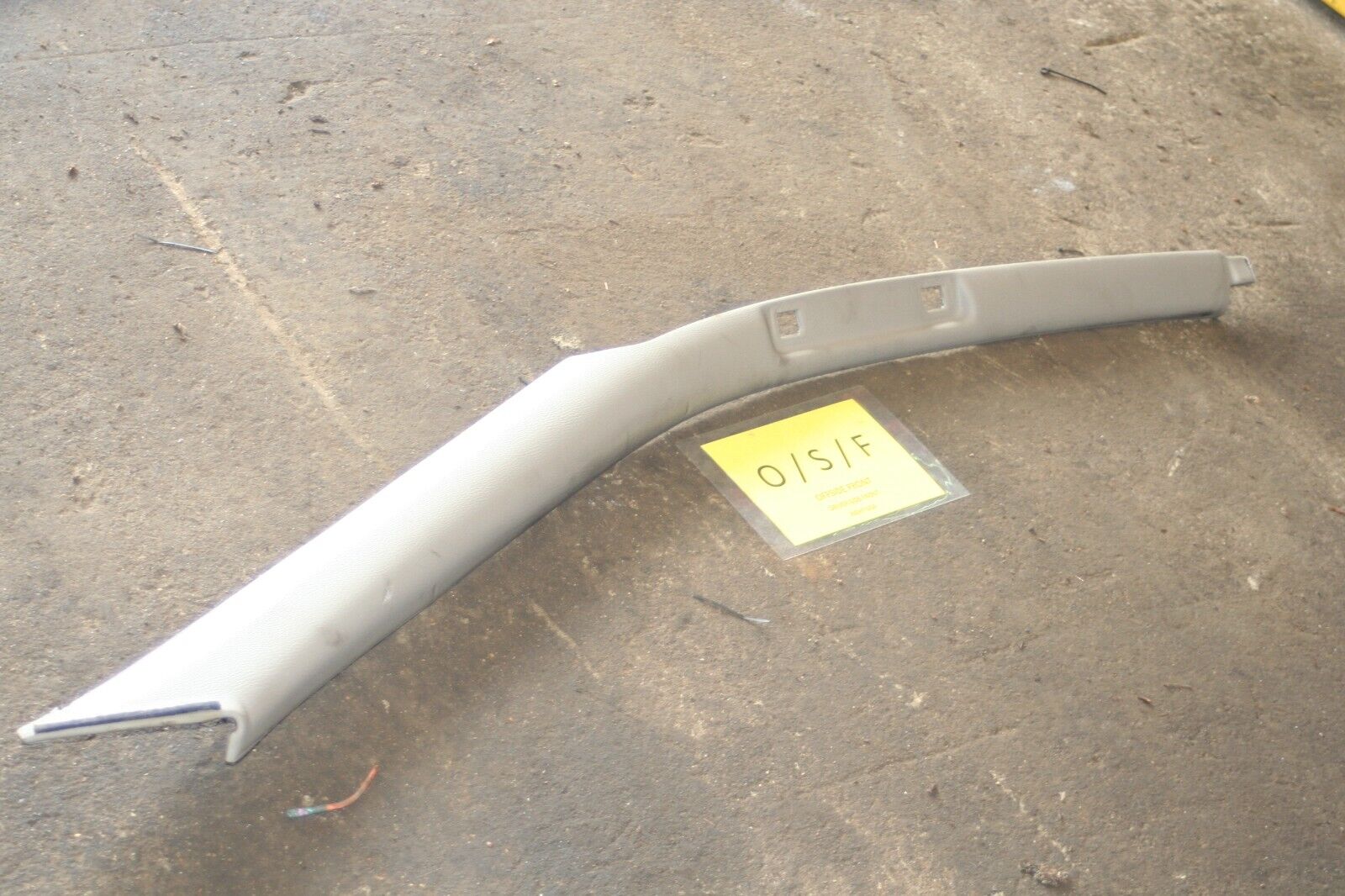 1999 VOLVO C70 2.4 PETROL. DRIVER SIDE A PILLAR TRIM - Image 2