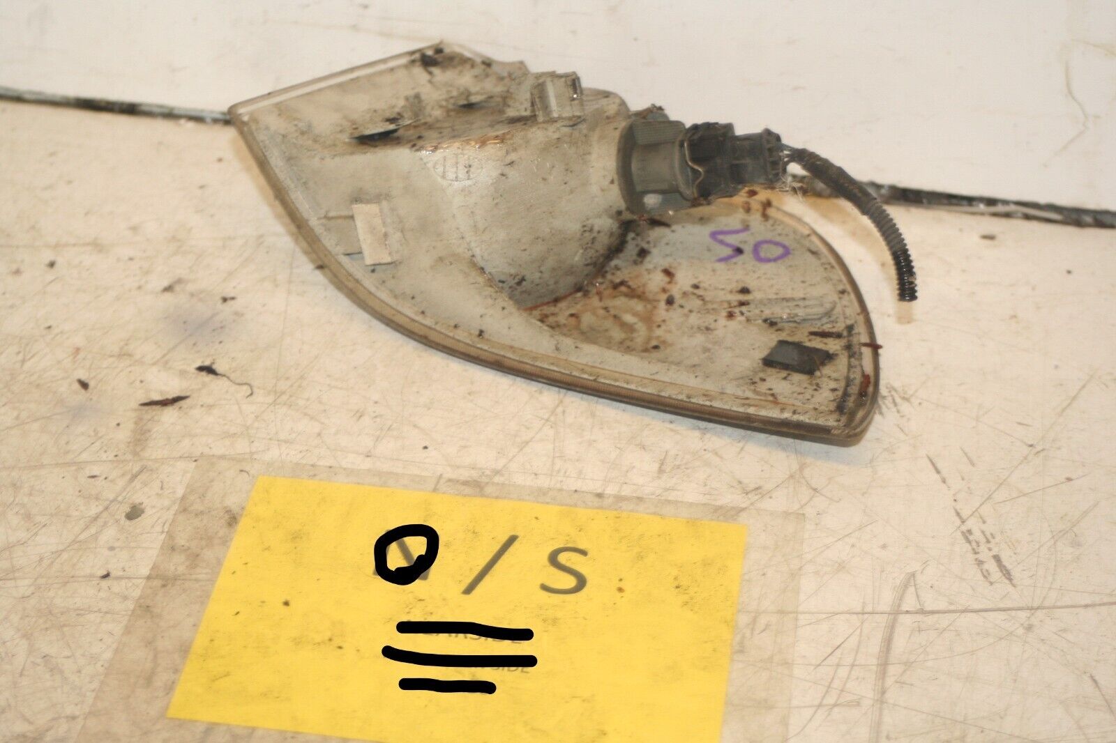 1999 VOLVO C70 2.4 PETROL. DRIVER SIDE INDICATOR LIGHT - Image 3