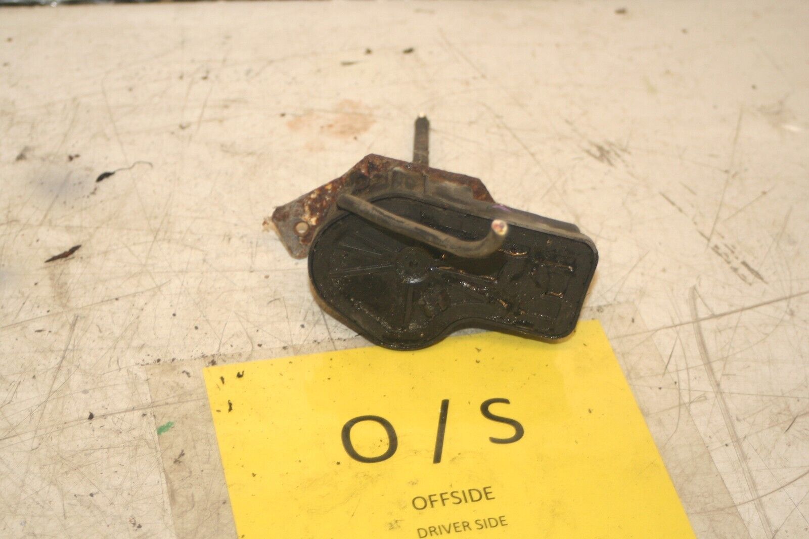 1999 VOLVO C70 2.4 PETROL. DRIVER SIDE HEADLIGHT WIPER CUT WIRE MOTOR