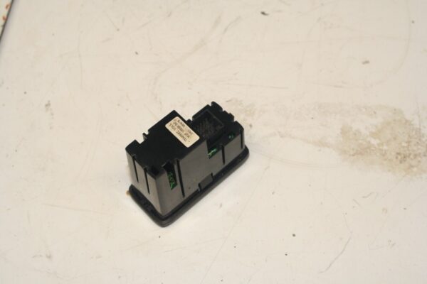 2001 LAND ROVER DISCOVERY 2 TD5. 3RD ROW SEAT RADIO CONTROL BUTTON SWITCH - Image 4