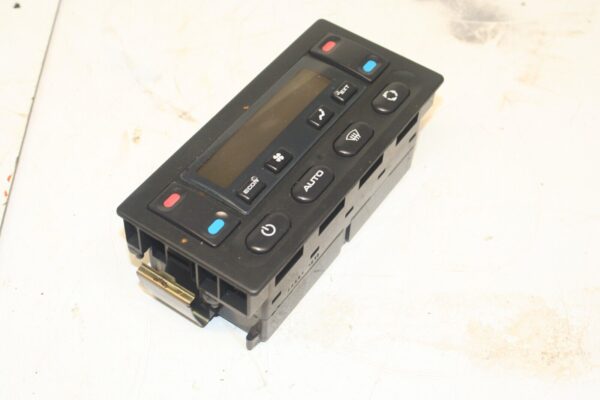 2001 LAND ROVER DISCOVERY 2 TD5. CLIMATE CONTROL SWITCHES DISPLAY JFC000170 - Image 2