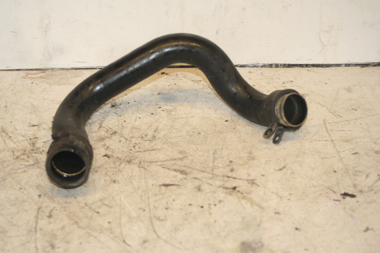 1999 VOLVO C70 2.4 PETROL. BOOST PIPE AIR INTAKE - Image 2