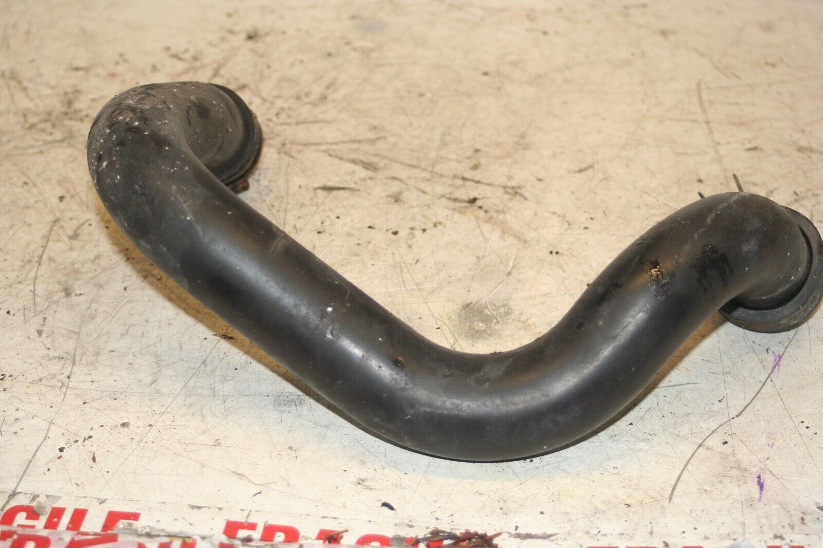 1999 VOLVO C70 2.4 PETROL. BOOST PIPE AIR INTAKE - Image 3