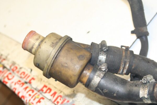 2001 LAND ROVER DISCOVERY 2 TD5. COOLANT PIPES WITH THERMOSTAT - Image 6