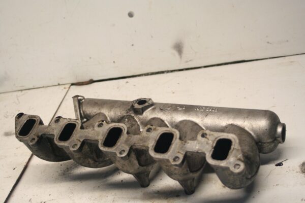 2001 LAND ROVER DISCOVERY 2 TD5. INTAKE MANIFOLD - Image 3