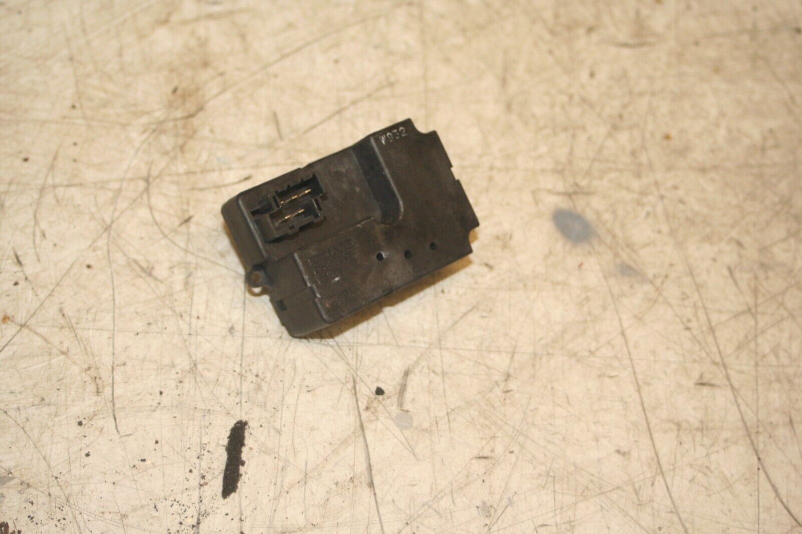 1999 VOLVO C70 2.4 PETROL. HEATER CONTROL ACTUATOR MOTOR - Image 2