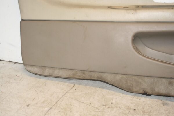 1999 VOLVO C70 2.4 PETROL. PASSENGER SIDE FRONT DOOR TRIM CARD - Image 6