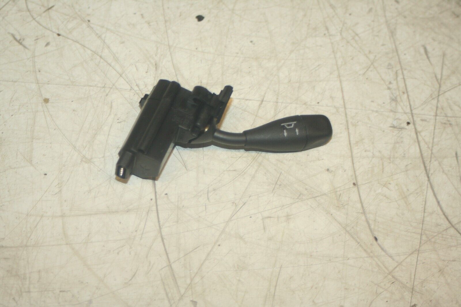 2005 MERCEDES S CLASS W220. STEERING WHEEL ADJUSTER CONTROL