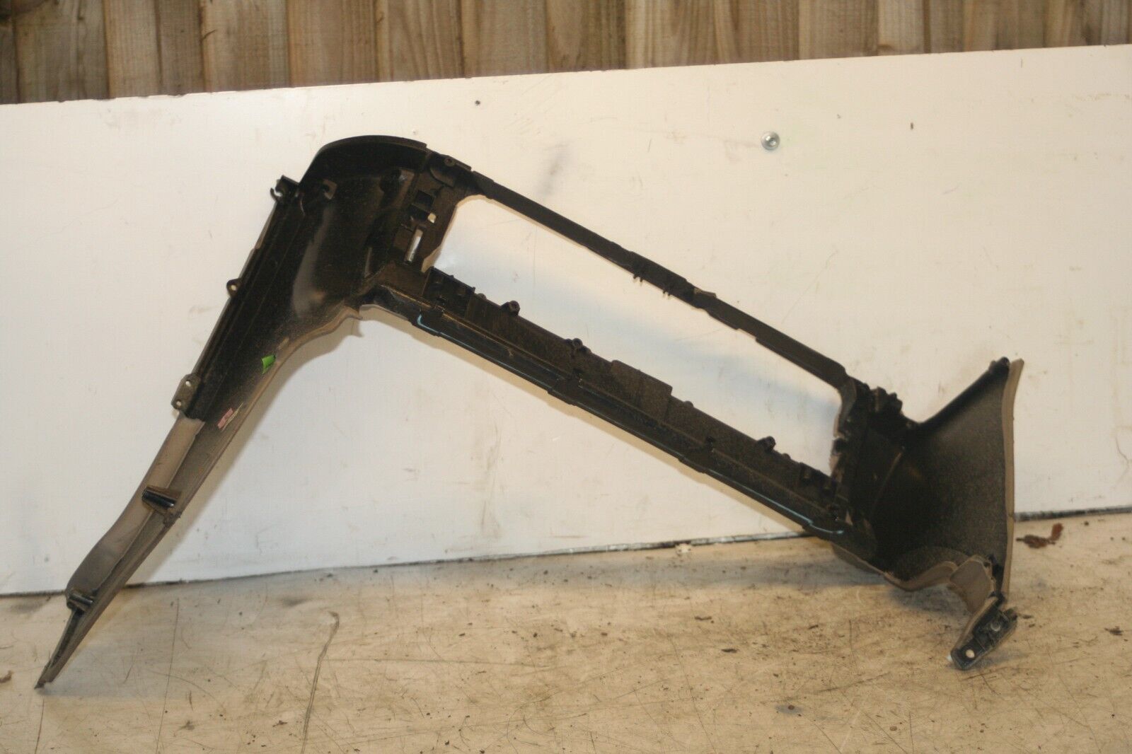 1999 VOLVO C70 2.4 PETROL. DASHBOARD LOWER PANEL PASSENGER SIDE - Image 4