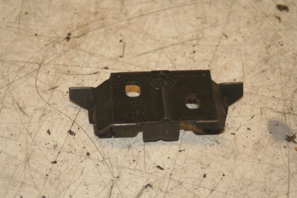 1999 VOLVO C70 2.4 PETROL. BOOT LATCH CATCH