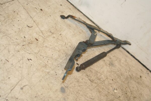 1999 VOLVO C70 2.4 PETROL. BONNET HINGE + GAS STRUT