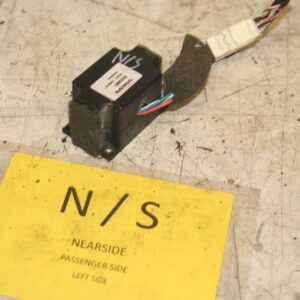 1999 VOLVO C70 2.4 PETROL. PASSENGER SIDE 3533807 DOOR SPEAKER CROSSOVER RELAY