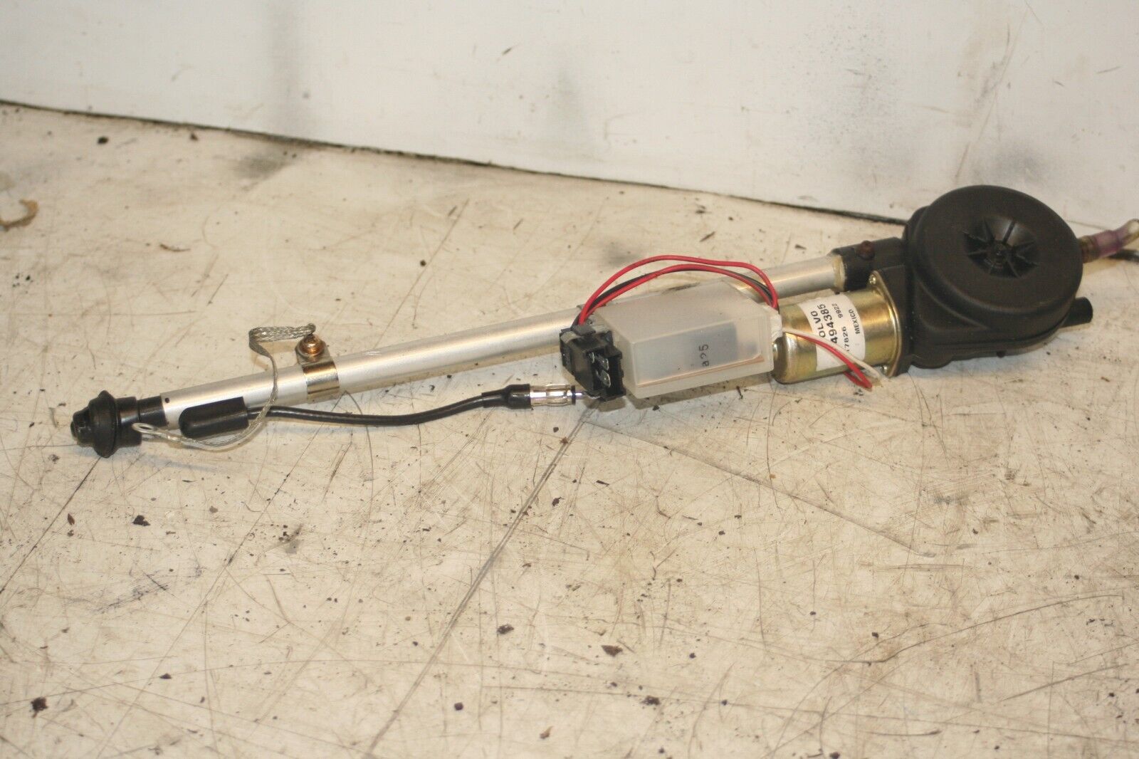 1999 VOLVO C70 2.4 PETROL. ARIEL ANTENNA RADIO ELECTRIC