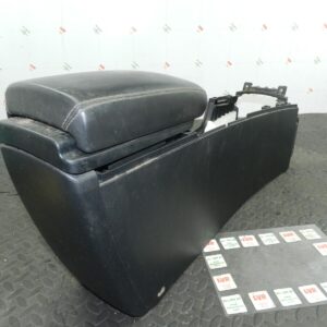 2009 NISSAN QASHQAI J10. CENTRE CONSOLE FRAME ARM REST