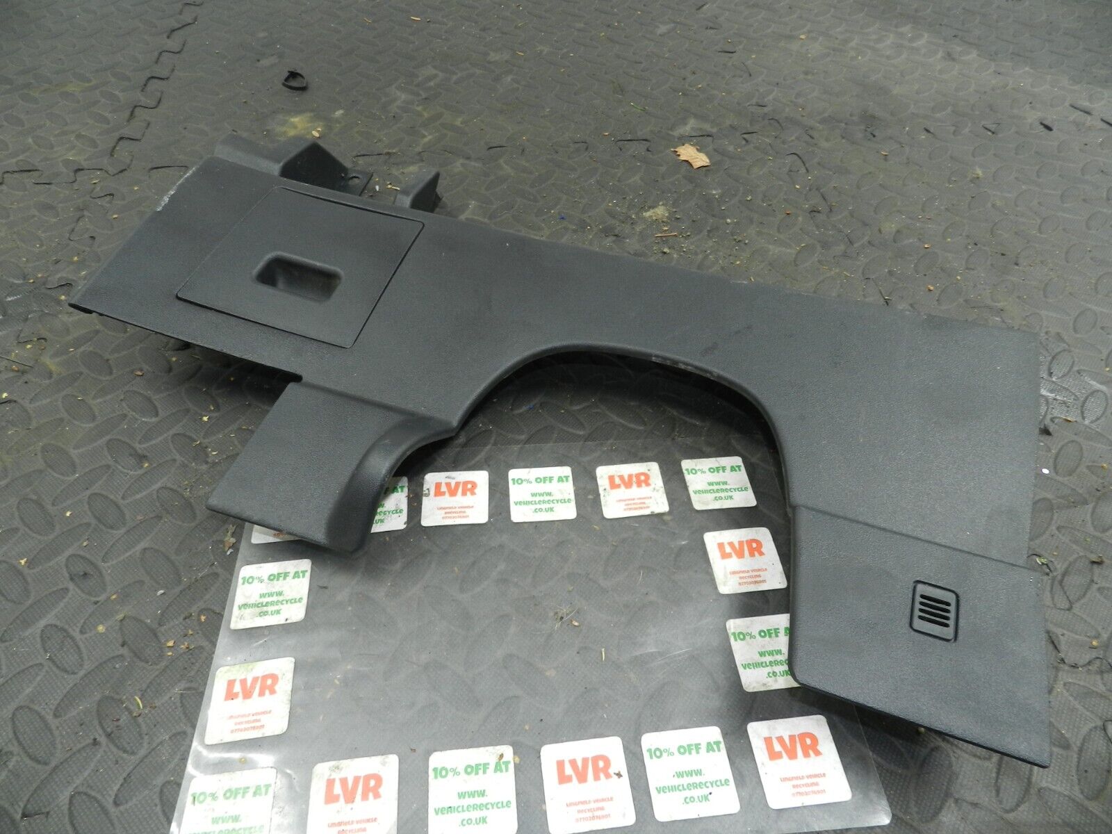 2009 NISSAN QASHQAI J10. UNDER DASH BOARD TRIM