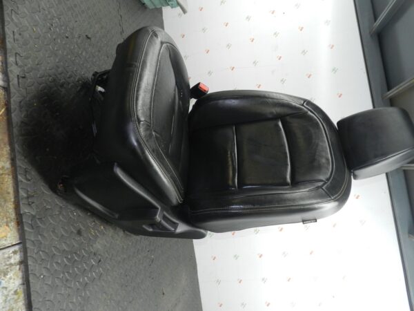 2009 NISSAN QASHQAI J10. PASSENGER FRONT BLACK LEATHER SEAT HEATED