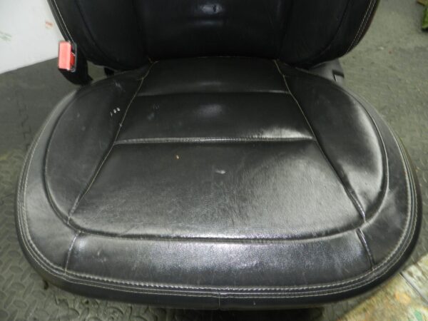 2009 NISSAN QASHQAI J10. PASSENGER FRONT BLACK LEATHER SEAT HEATED - Image 3