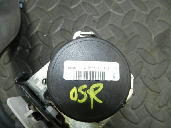 2009 NISSAN QASHQAI J10. DRIVER SIDE REAR SEAT BELT - Image 3