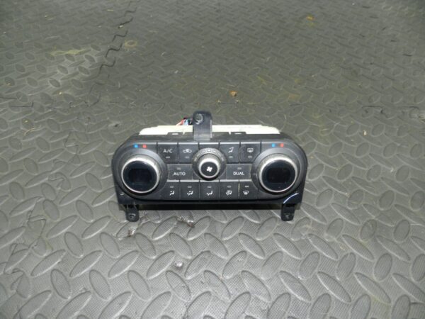 2009 NISSAN QASHQAI J10. CLIMATE CONTROL HEATER BUTTONS WITH AC