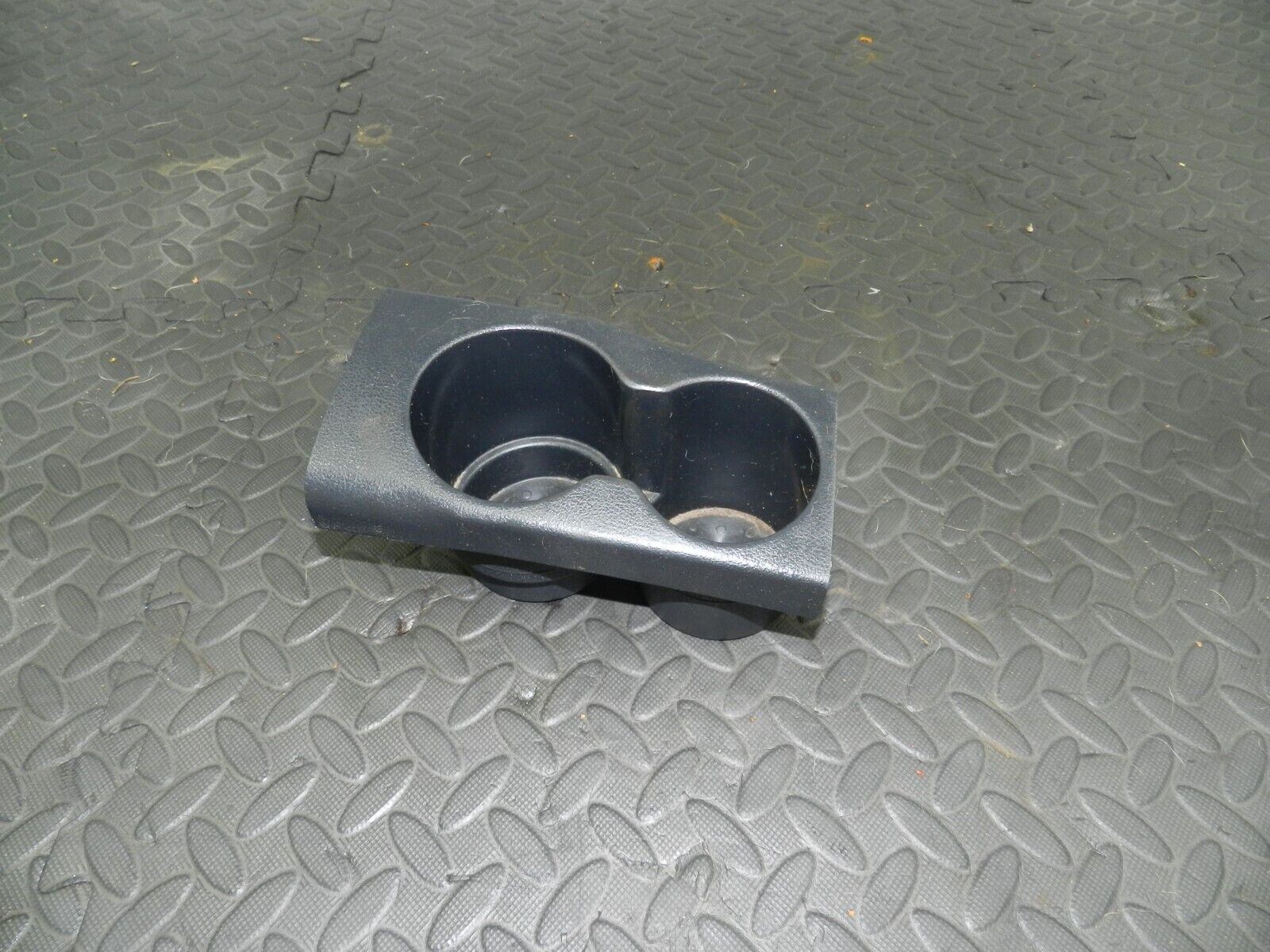 2009 NISSAN QASHQAI J10. CENTRE CONSOLE CUP HOLDERS