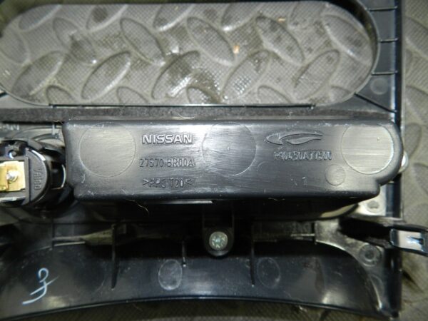 2009 NISSAN QASHQAI J10. CENTRE CONSOLE TRIM 12V SOCKET - Image 4