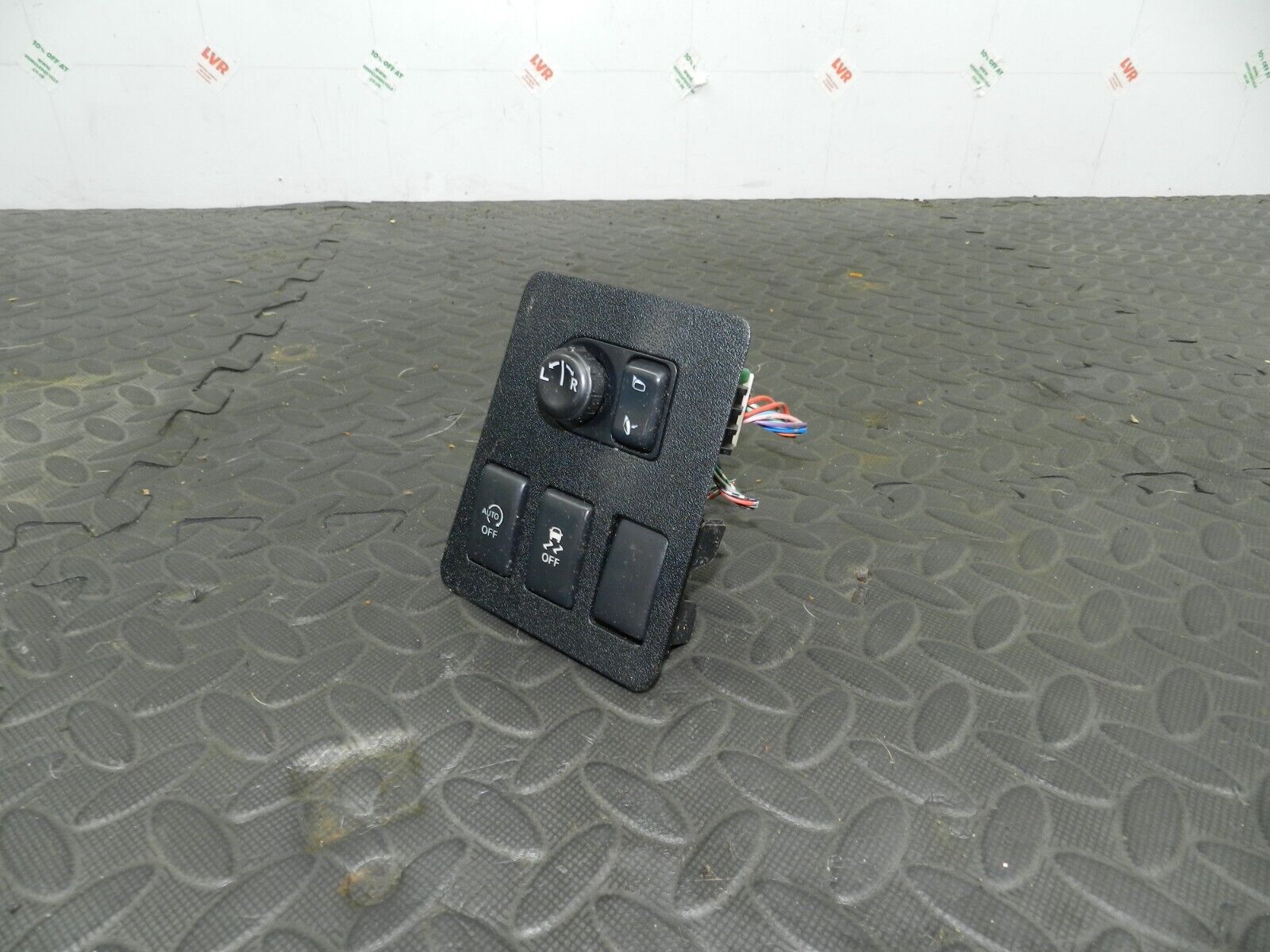 2009 NISSAN QASHQAI J10. WING MIRROR SWITCH TRACTION CONTROL SWITCH