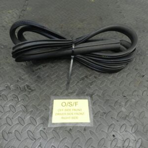 2009 NISSAN QASHQAI J10. DRIVER SIDE FRONT DOOR RUBBER SEAL