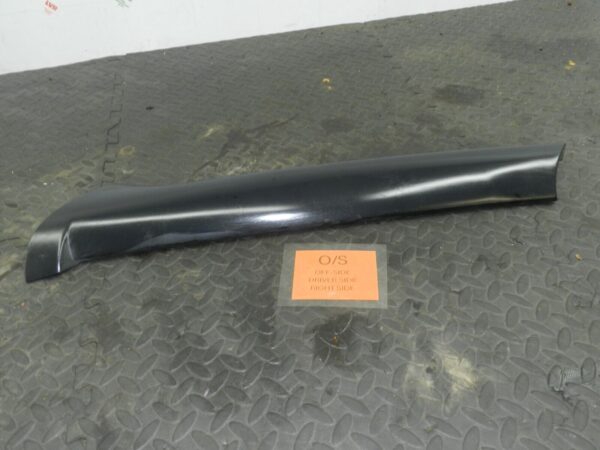 (154) 2003 LAND ROVER DISCOVERY 2 TD5. DRIVER A PILLAR EXTERNAL WIND SCREEN TRIM - Image 2