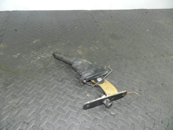 (154) 2003 LAND ROVER DISCOVERY 2 TD5. HAND BRAKE LEVER
