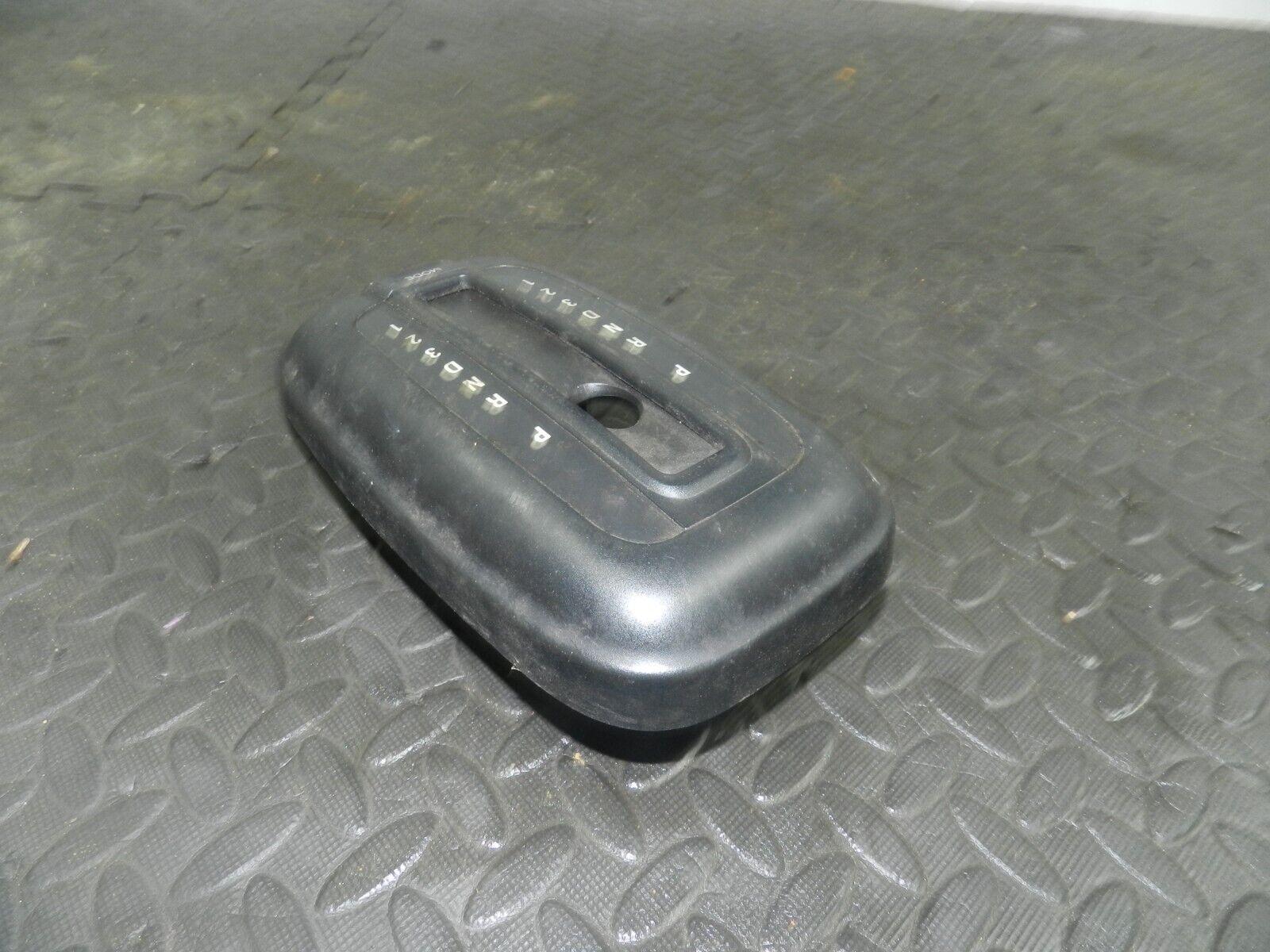 (154) 2003 LAND ROVER DISCOVERY 2 TD5. AUTOMATIC GEAR SELECTOR DISPLAY PANEL - Image 4
